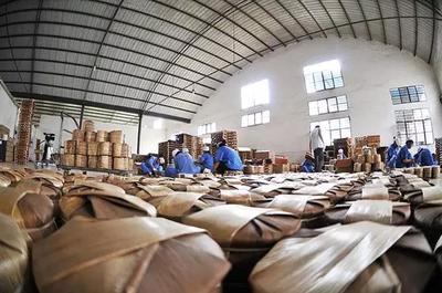 做茶要腳踏實(shí)地，也要仰望星空